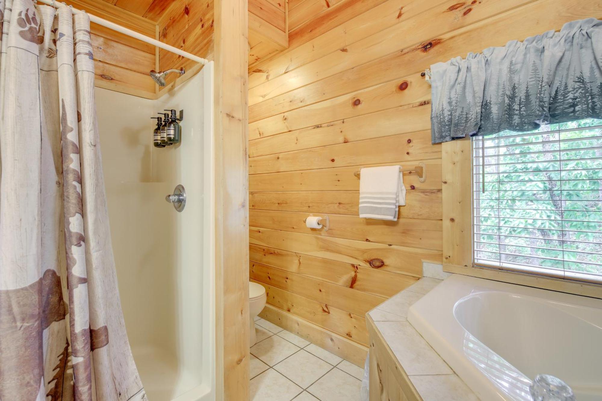 Sevierville Cabin With Deck Minutes To Pigeon Forge Exterior photo