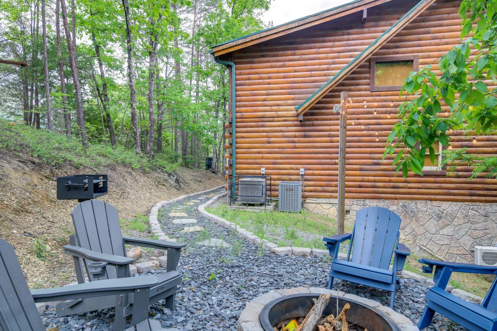 Sevierville Cabin With Deck Minutes To Pigeon Forge Exterior photo
