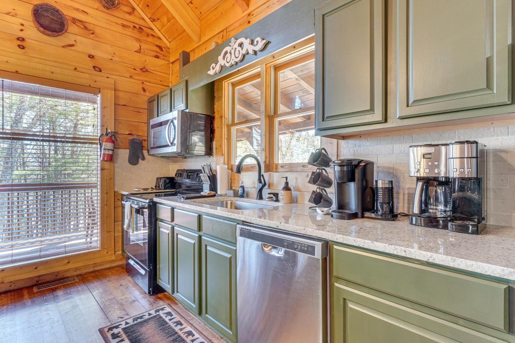 Sevierville Cabin With Deck Minutes To Pigeon Forge Exterior photo