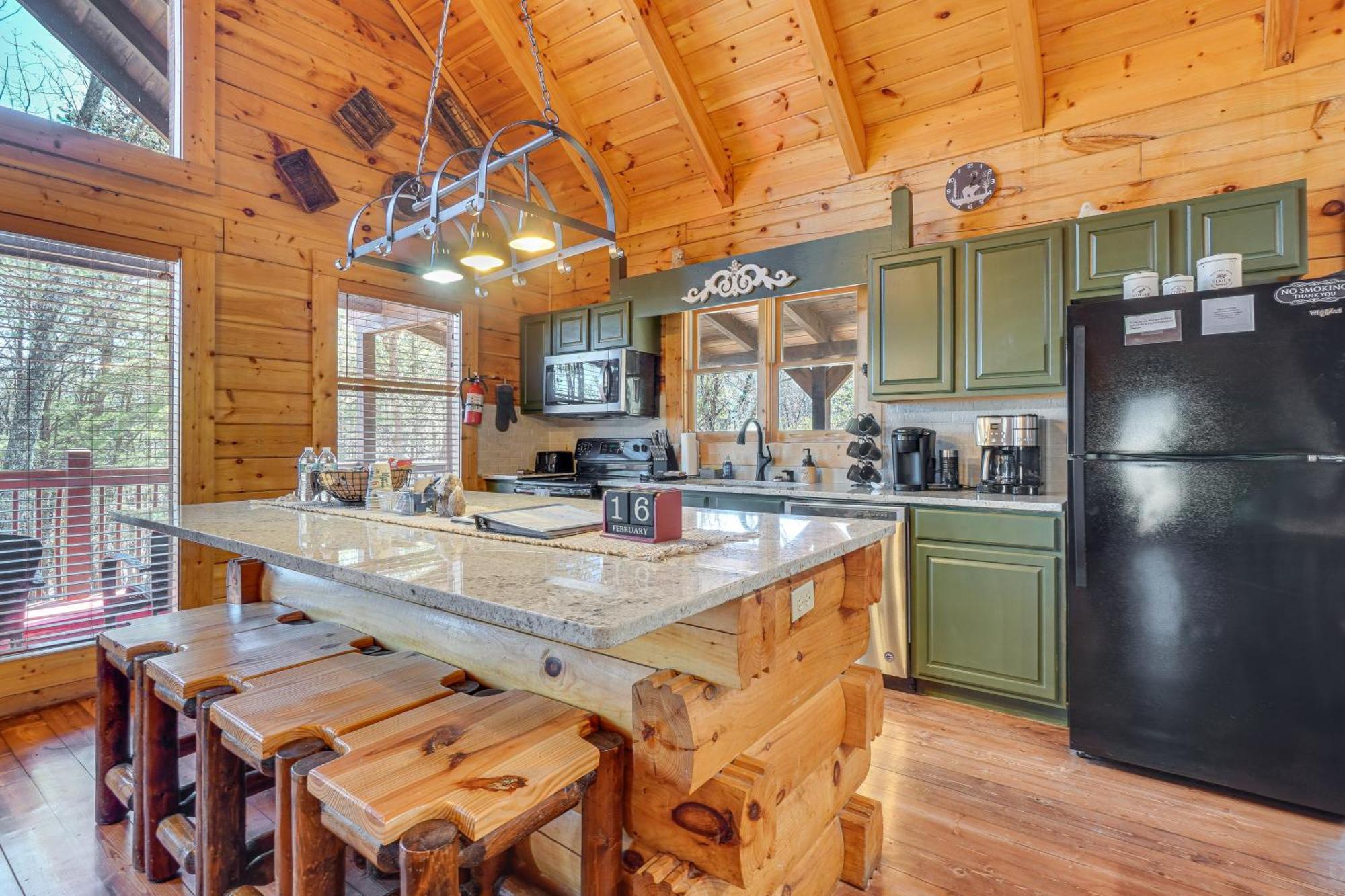 Sevierville Cabin With Deck Minutes To Pigeon Forge Exterior photo